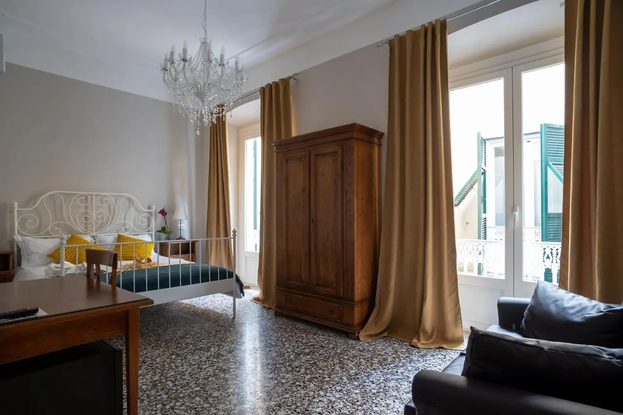 Corvetto Rooms Genova Affittacamere